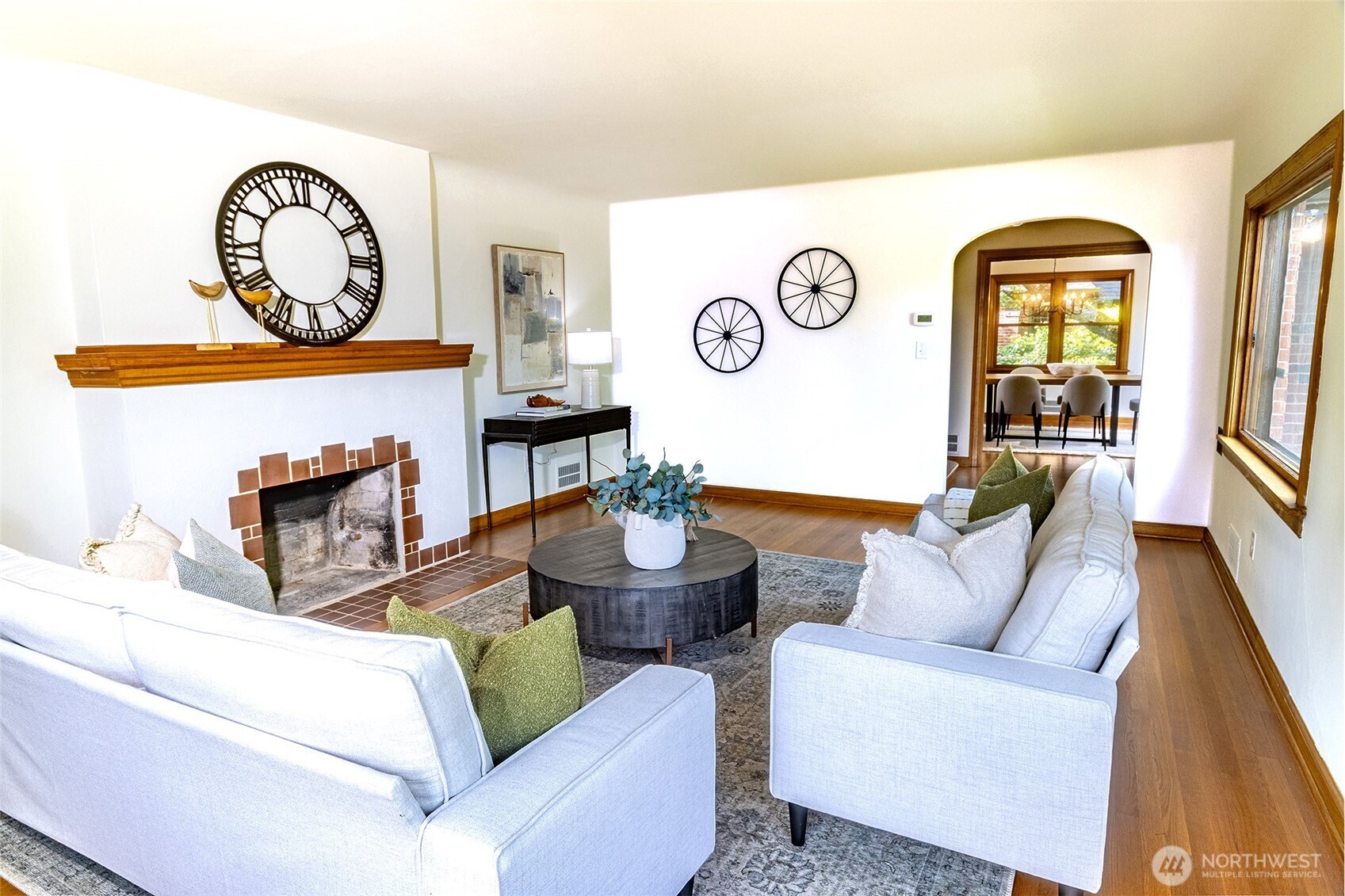 1403 2nd Avenue N, Seattle, WA 98109-3110