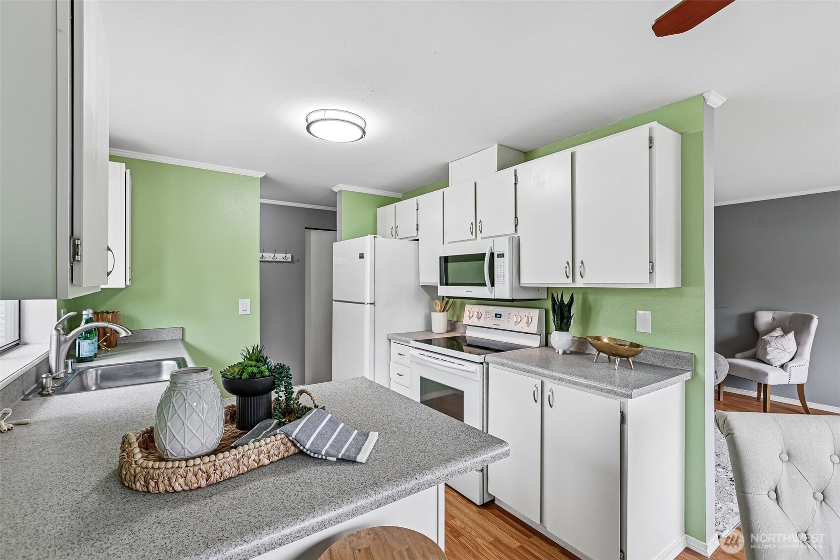 1606 201st Place SE #9-D, Bothell, WA 98012