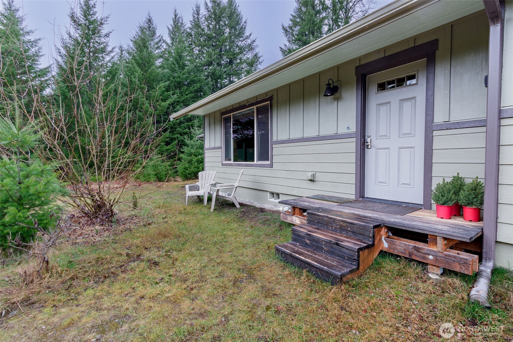 105 Jack Fir Court E, Packwood, WA 98361