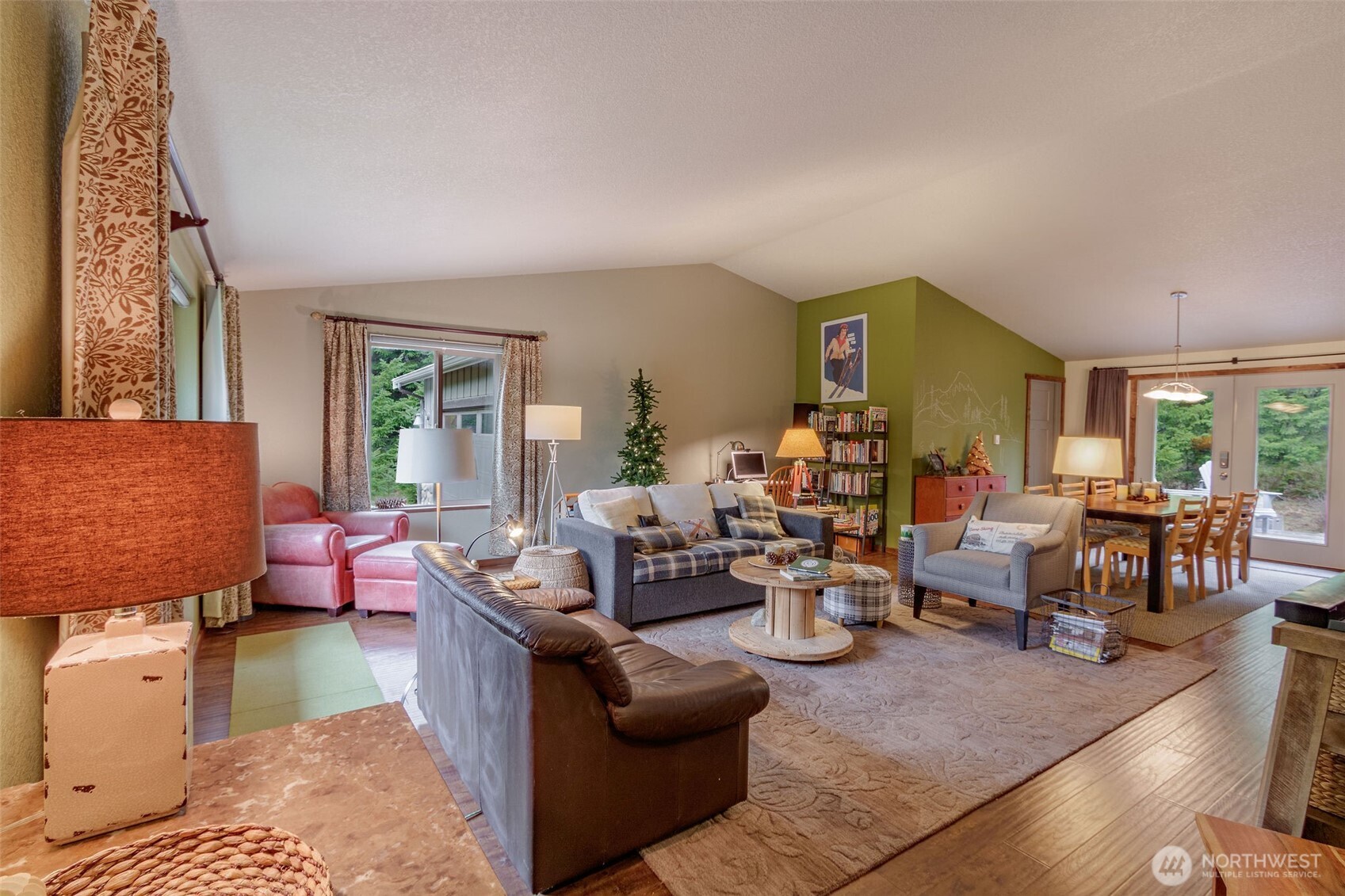 105 Jack Fir Court E, Packwood, WA 98361