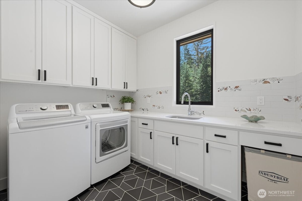 7416 Lake Alice Road SE, Fall City, WA 98024