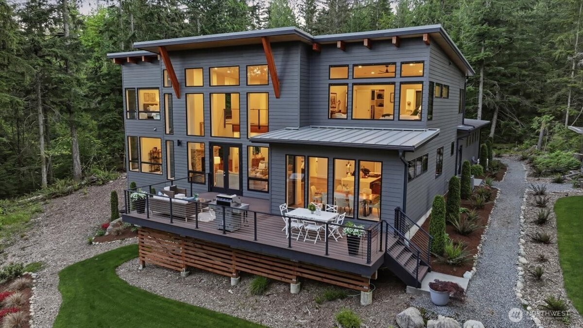 7416 Lake Alice Road SE, Fall City, WA 98024