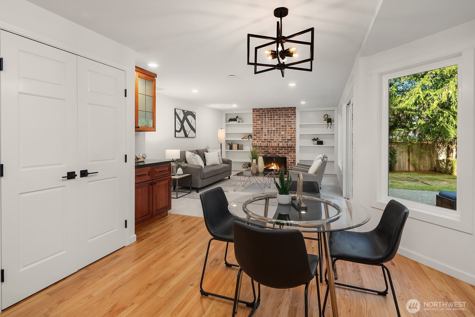 23203 NE 18th Place , Sammamish, WA 98074