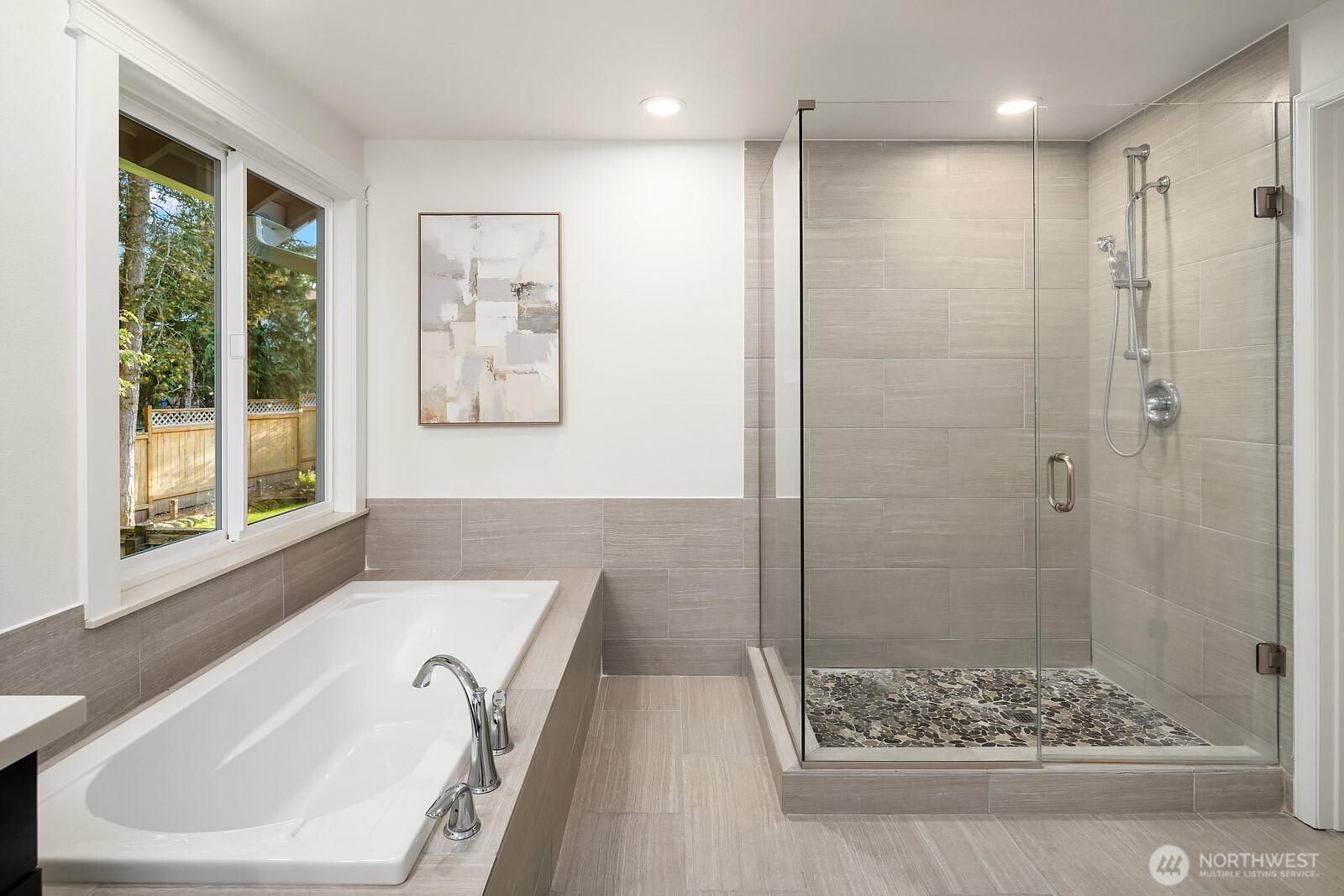 23203 NE 18th Place , Sammamish, WA 98074