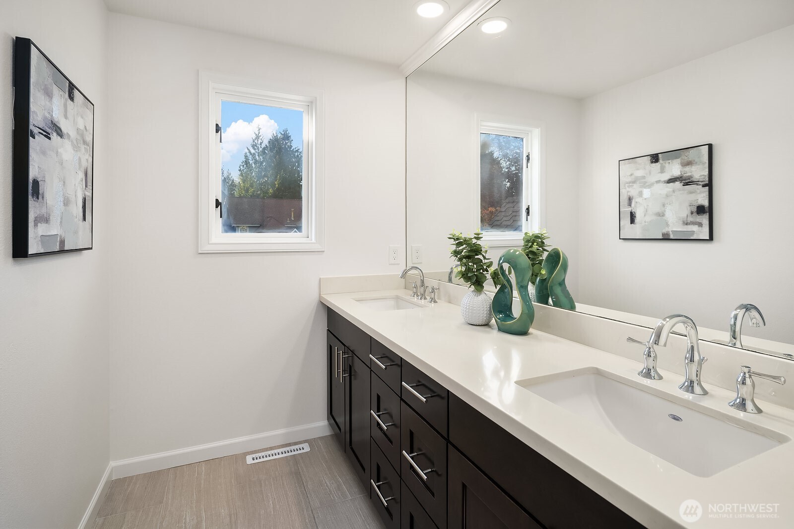 23203 NE 18th Place , Sammamish, WA 98074