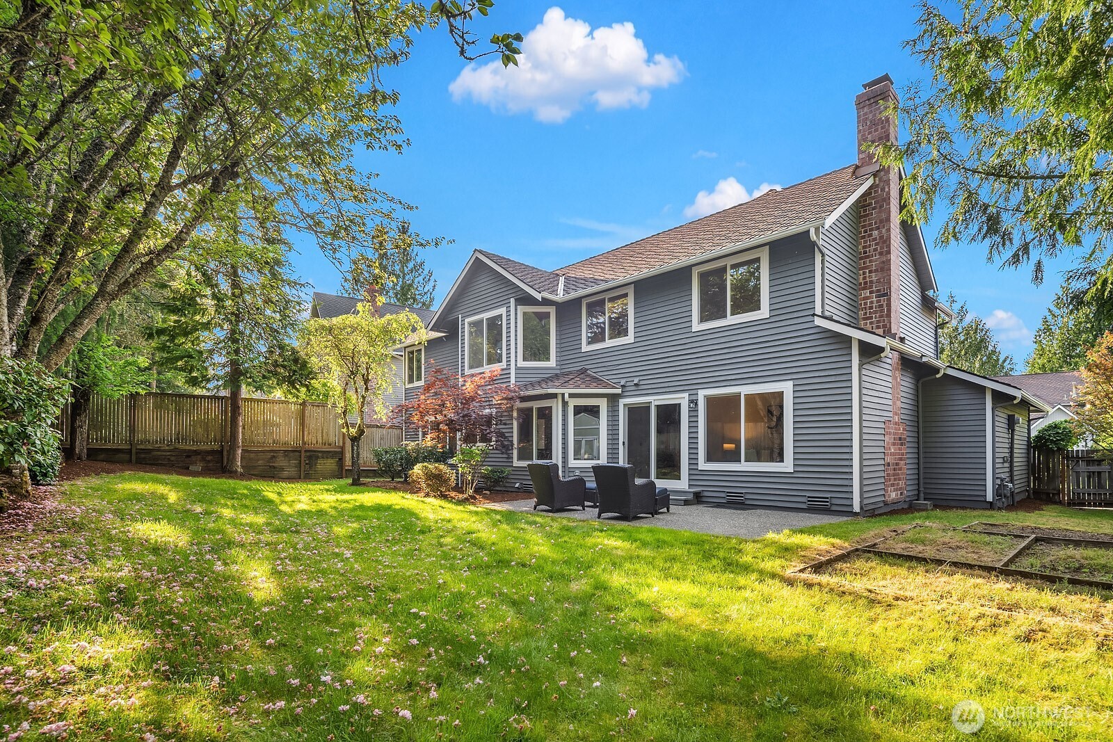 23203 NE 18th Place , Sammamish, WA 98074