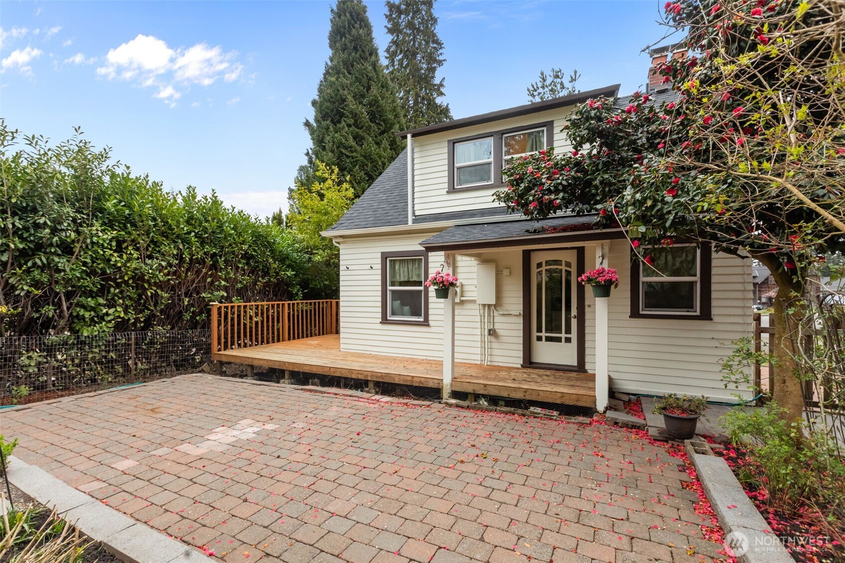 7030 Beverly Boulevard , Everett, WA 98203