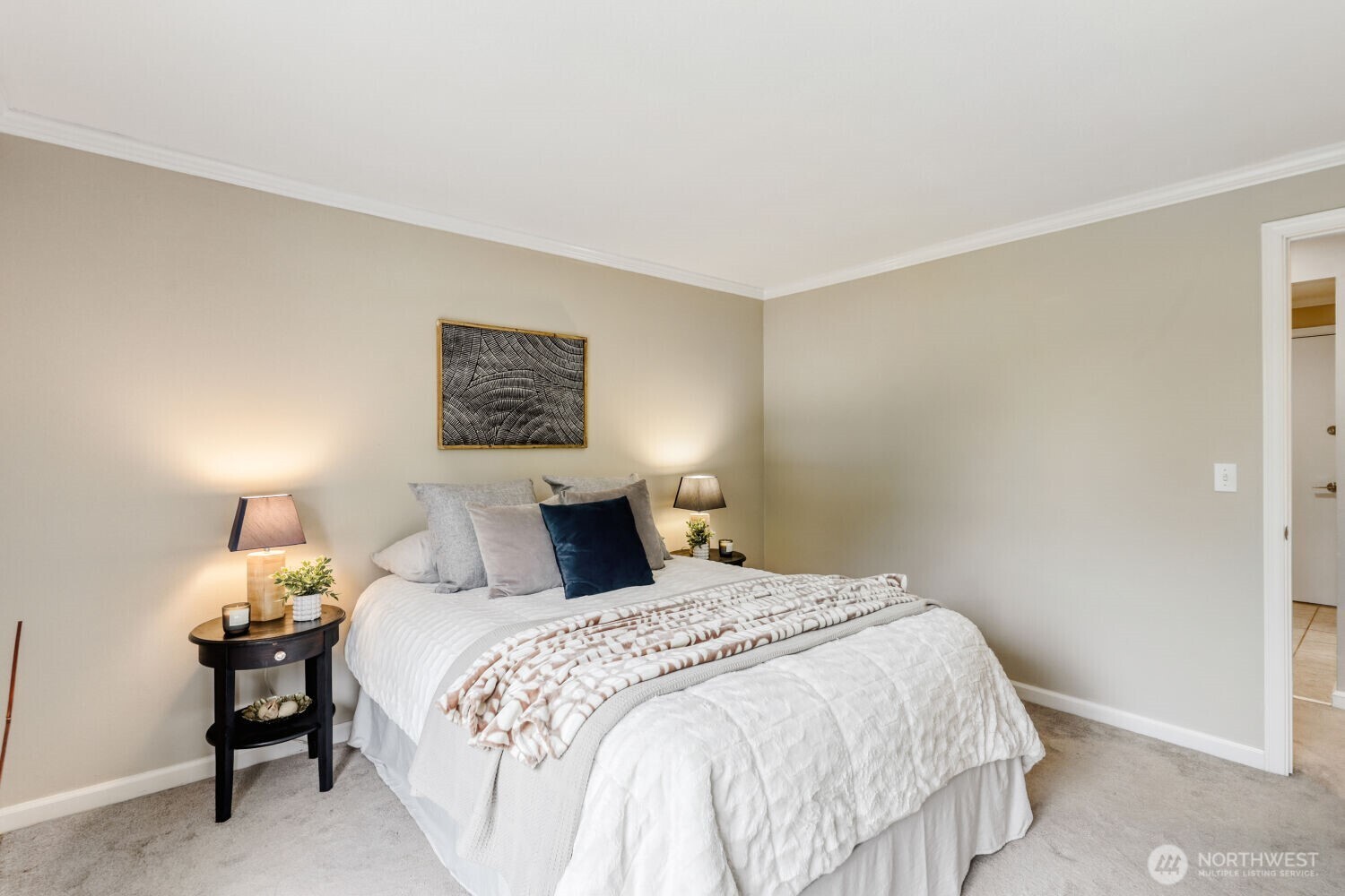 9900 NE 124th Street #1306, Kirkland, WA 98034