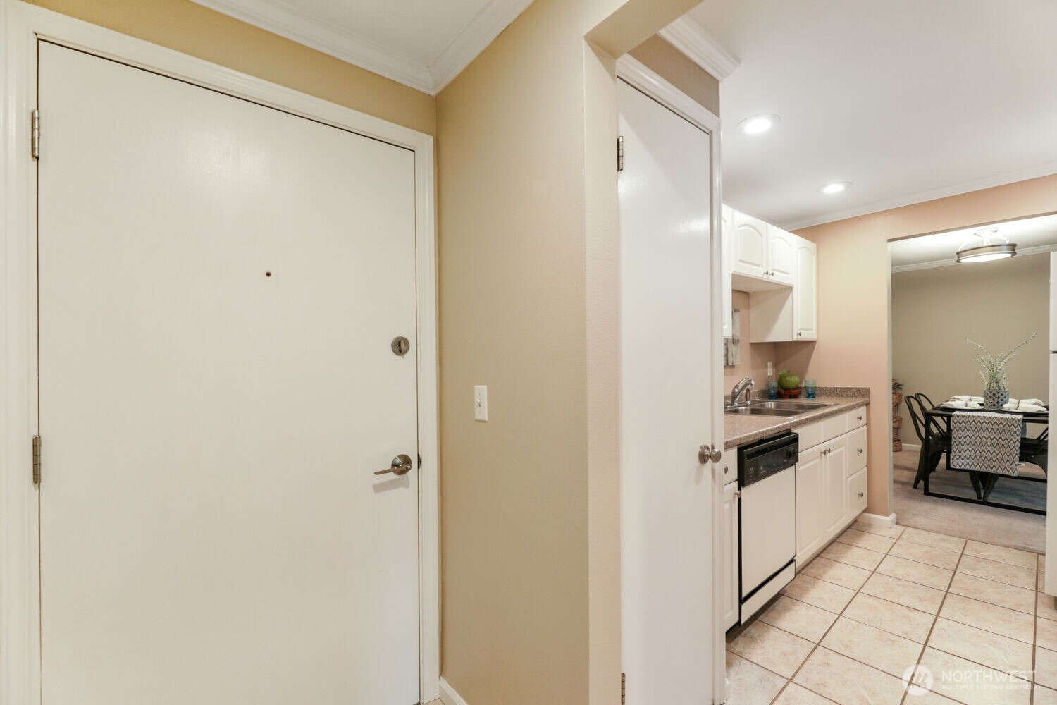 9900 NE 124th Street #1306, Kirkland, WA 98034