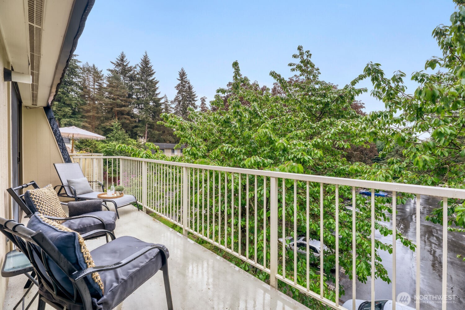 9900 NE 124th Street #1306, Kirkland, WA 98034