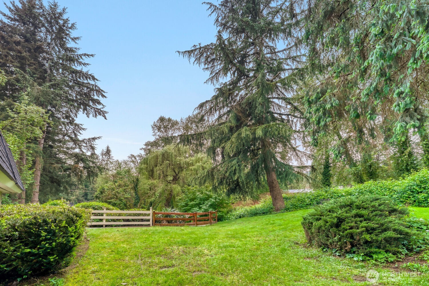 9900 NE 124th Street #1306, Kirkland, WA 98034