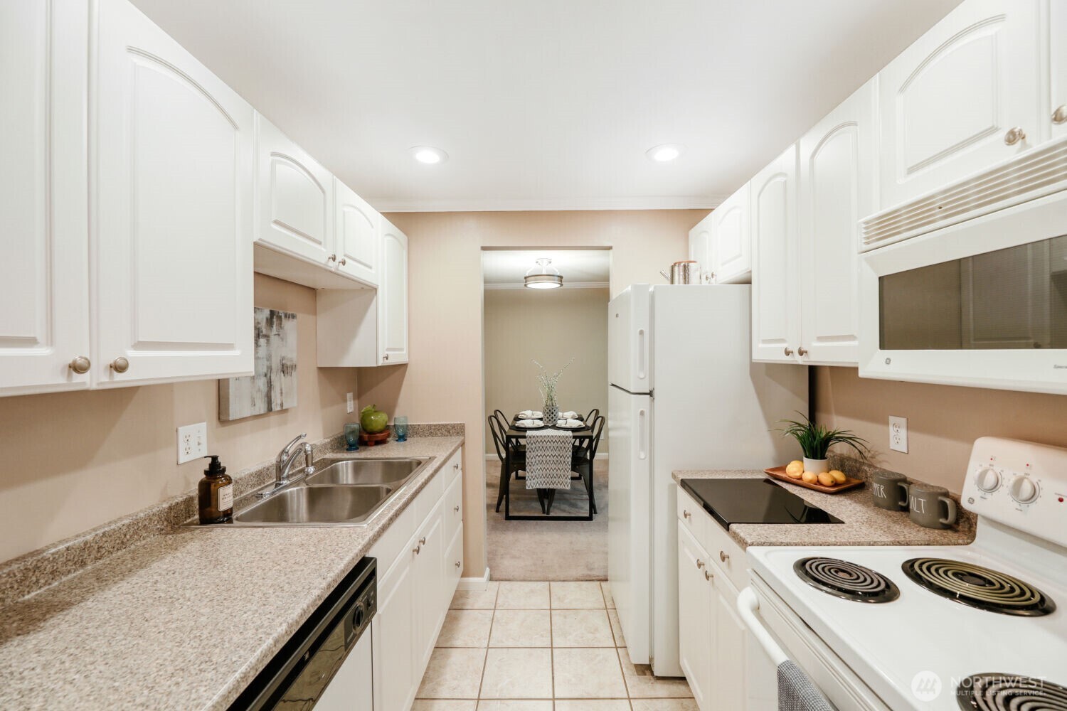 9900 NE 124th Street #1306, Kirkland, WA 98034