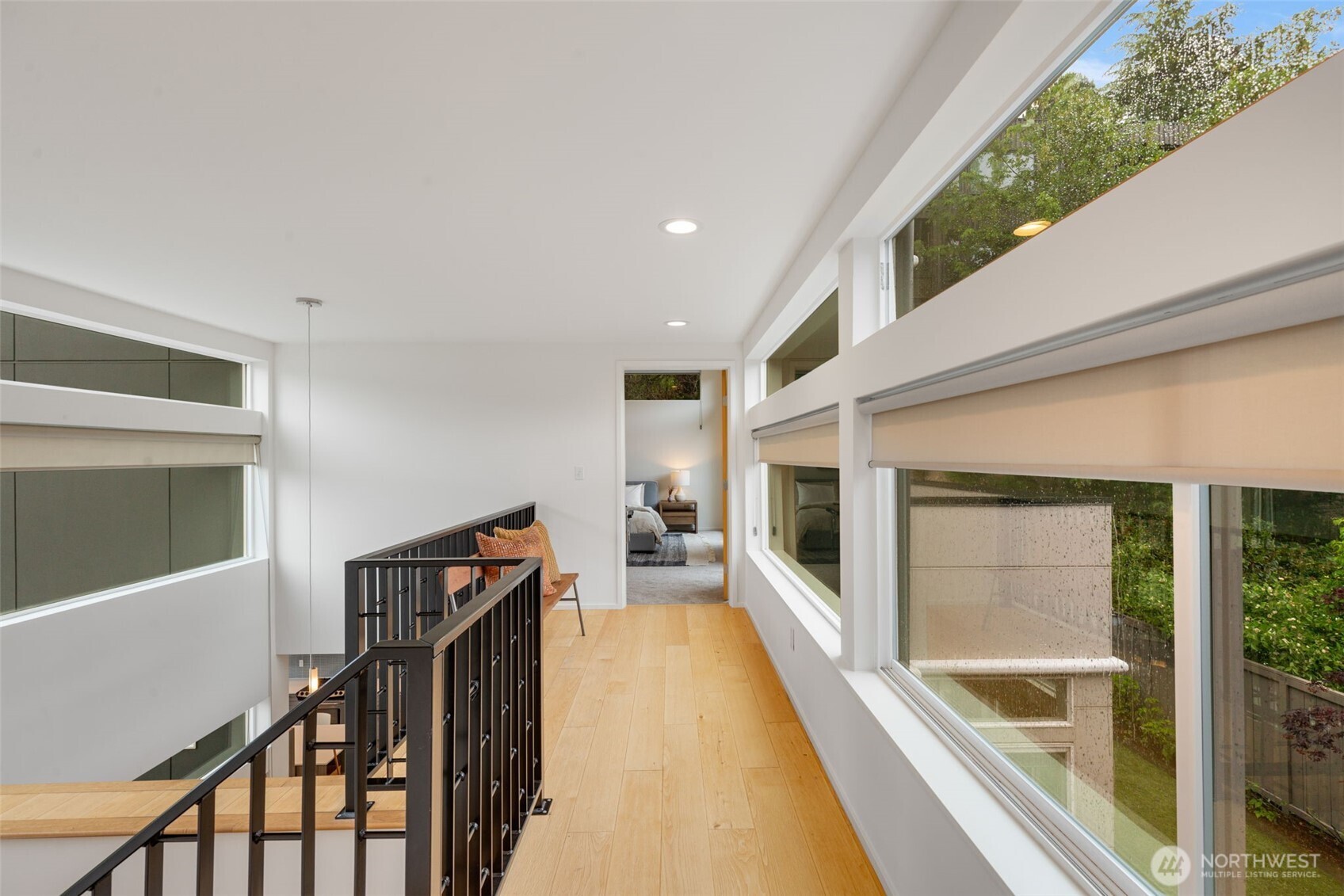3200 E Republican Street , Seattle, WA 98112