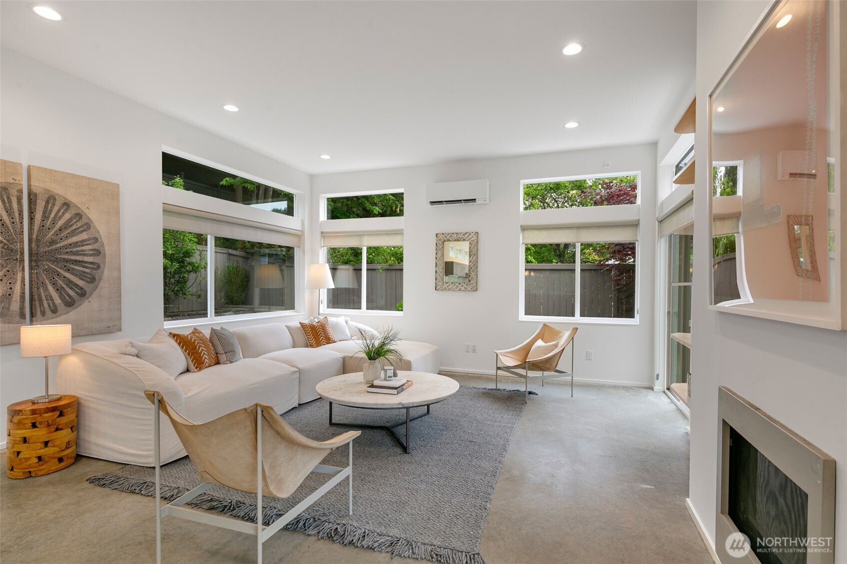 3200 E Republican Street , Seattle, WA 98112