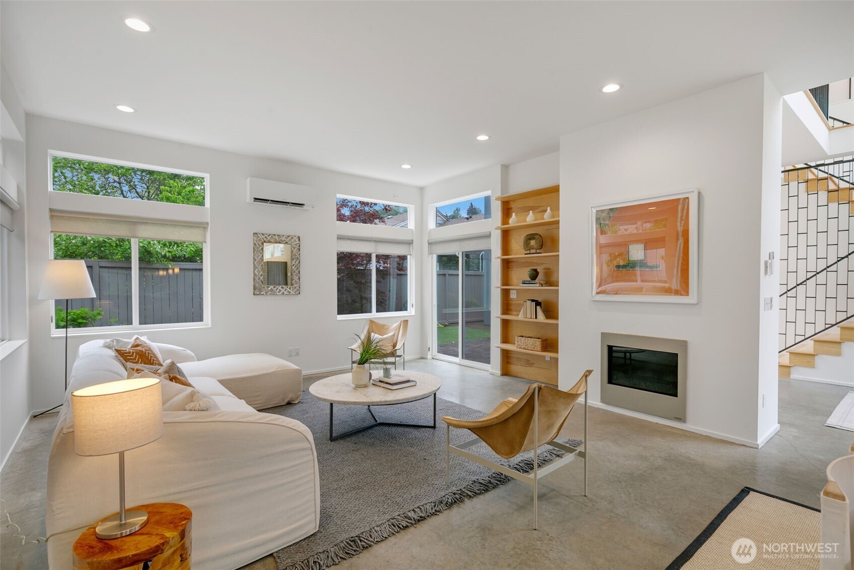 3200 E Republican Street , Seattle, WA 98112