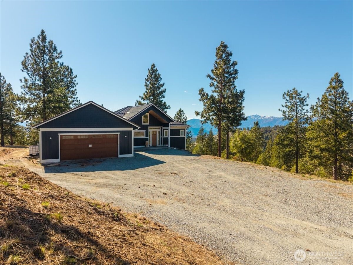 1114 Blazing Star Lane , Chelan, WA 98816