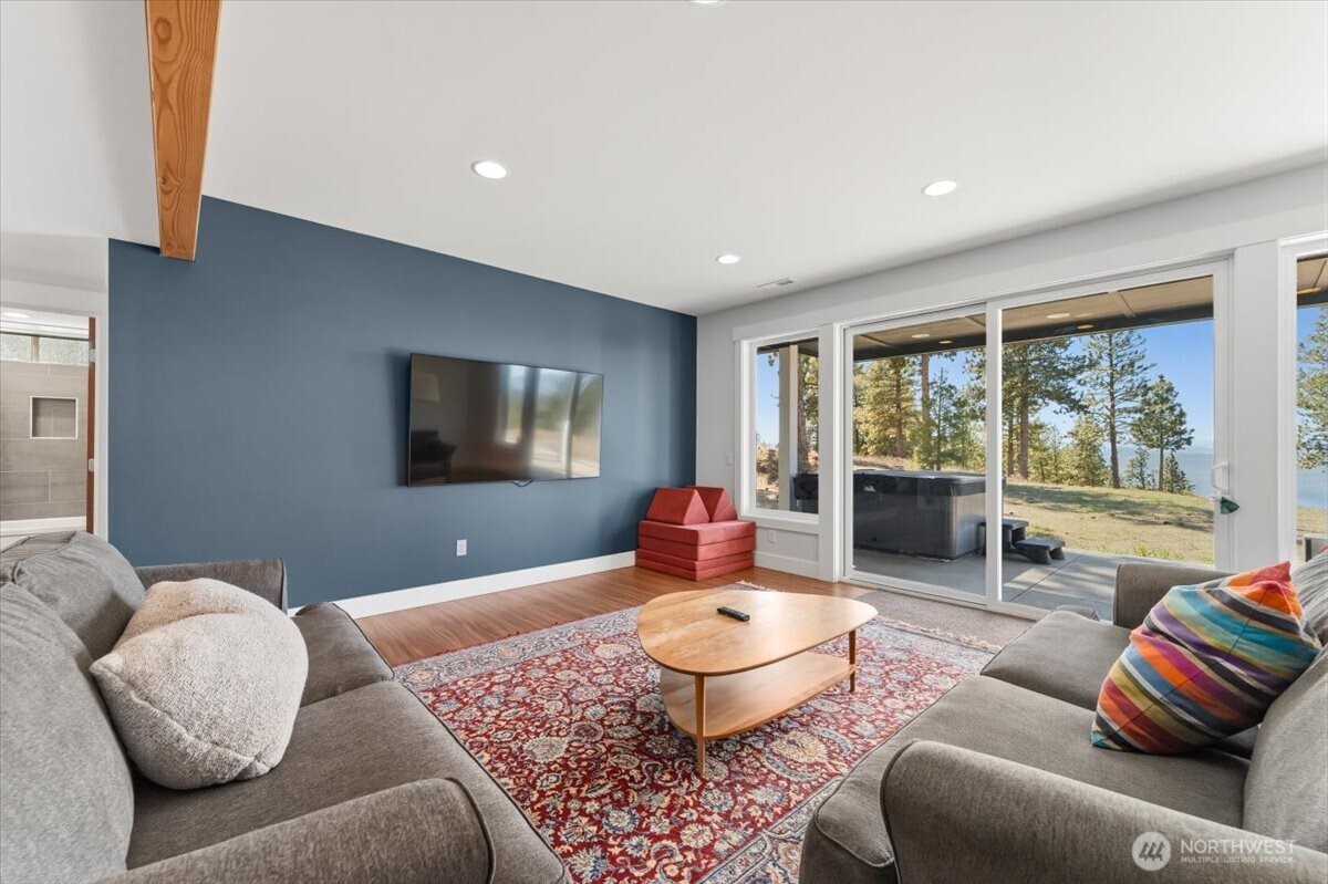 1114 Blazing Star Lane , Chelan, WA 98816