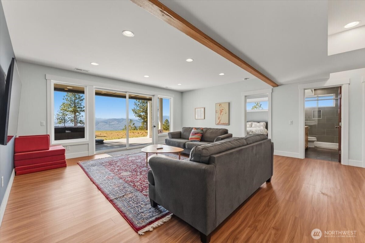 1114 Blazing Star Lane , Chelan, WA 98816