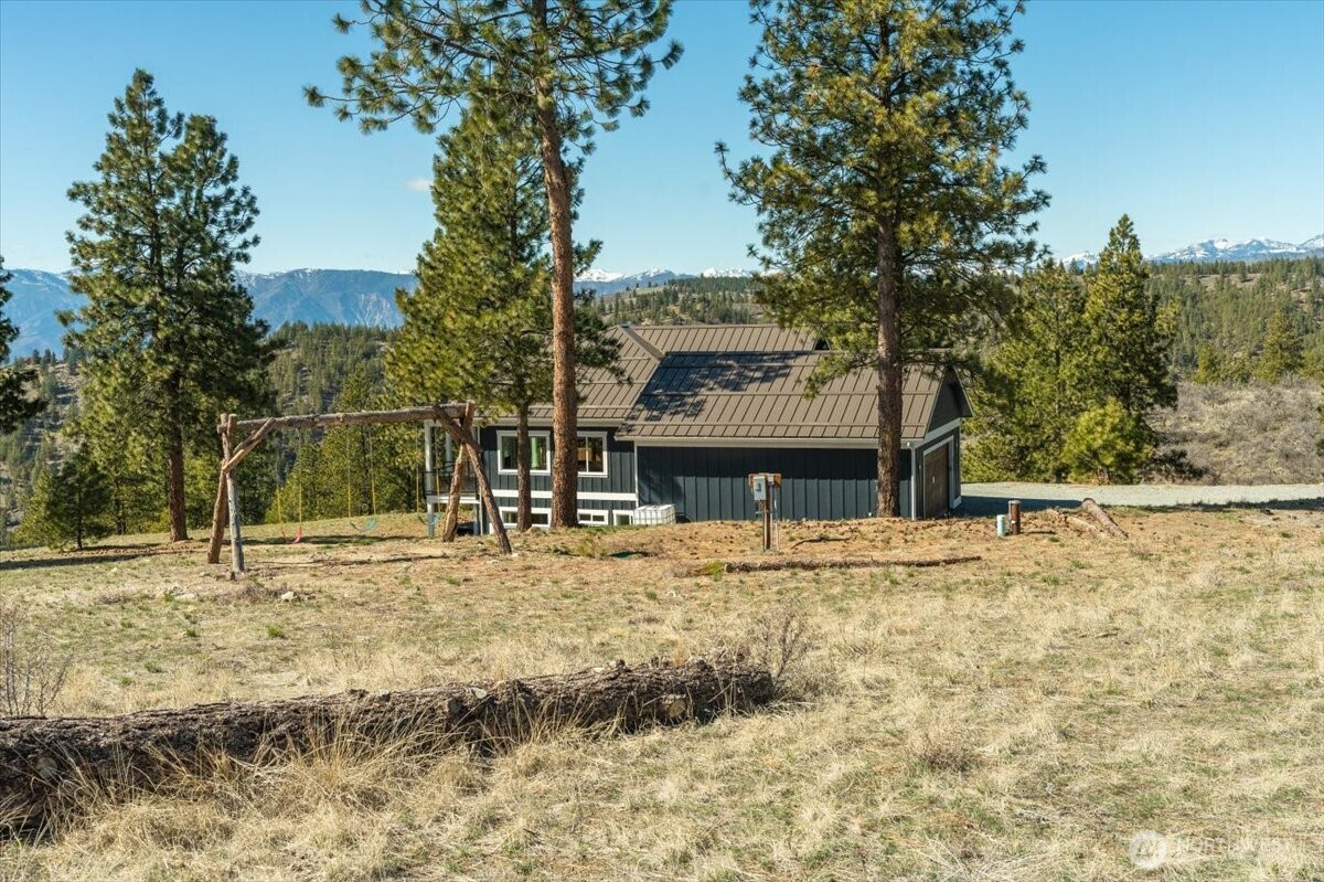 1114 Blazing Star Lane , Chelan, WA 98816