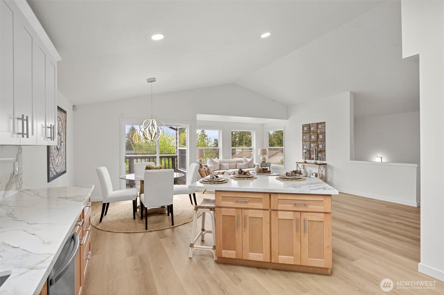 8803 15th Avenue NE, Seattle, WA 98115