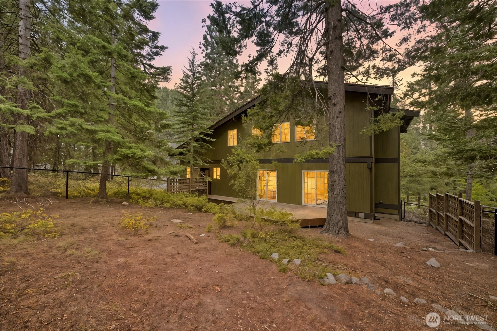 6545 Forest Ridge Drive , Wenatchee, WA 98801