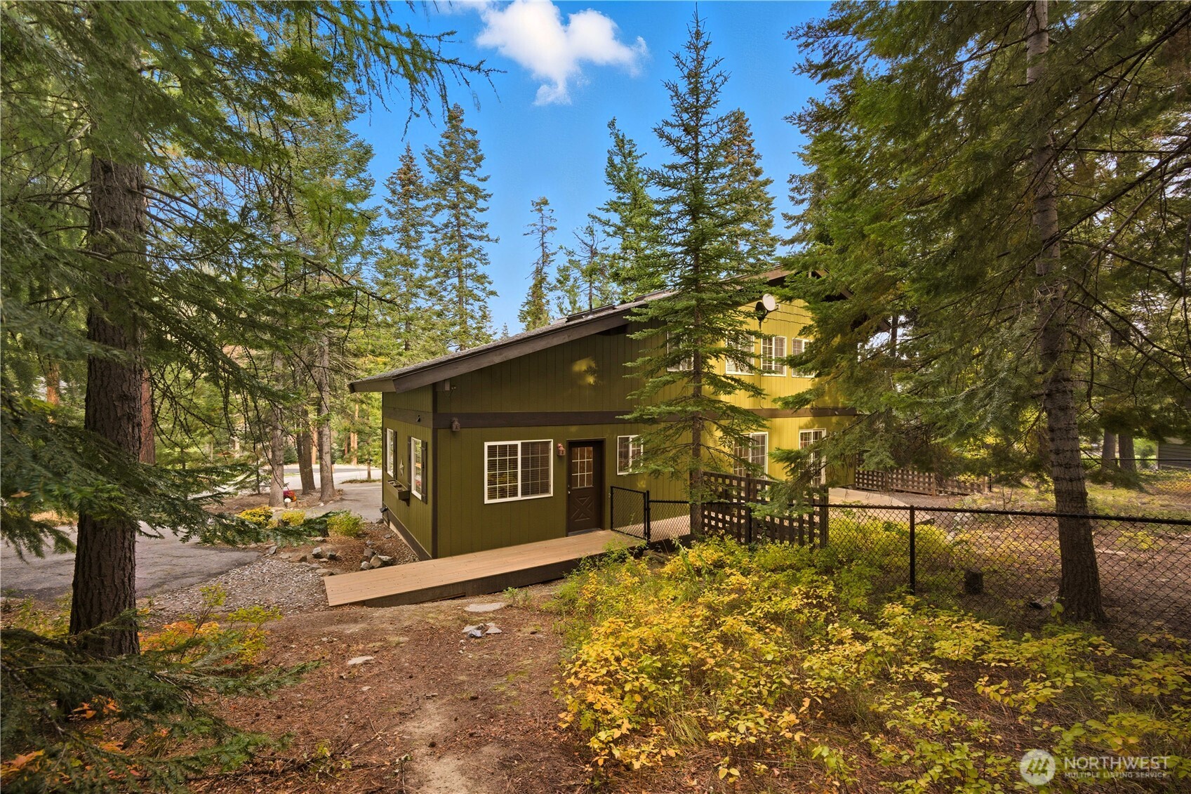 6545 Forest Ridge Drive , Wenatchee, WA 98801