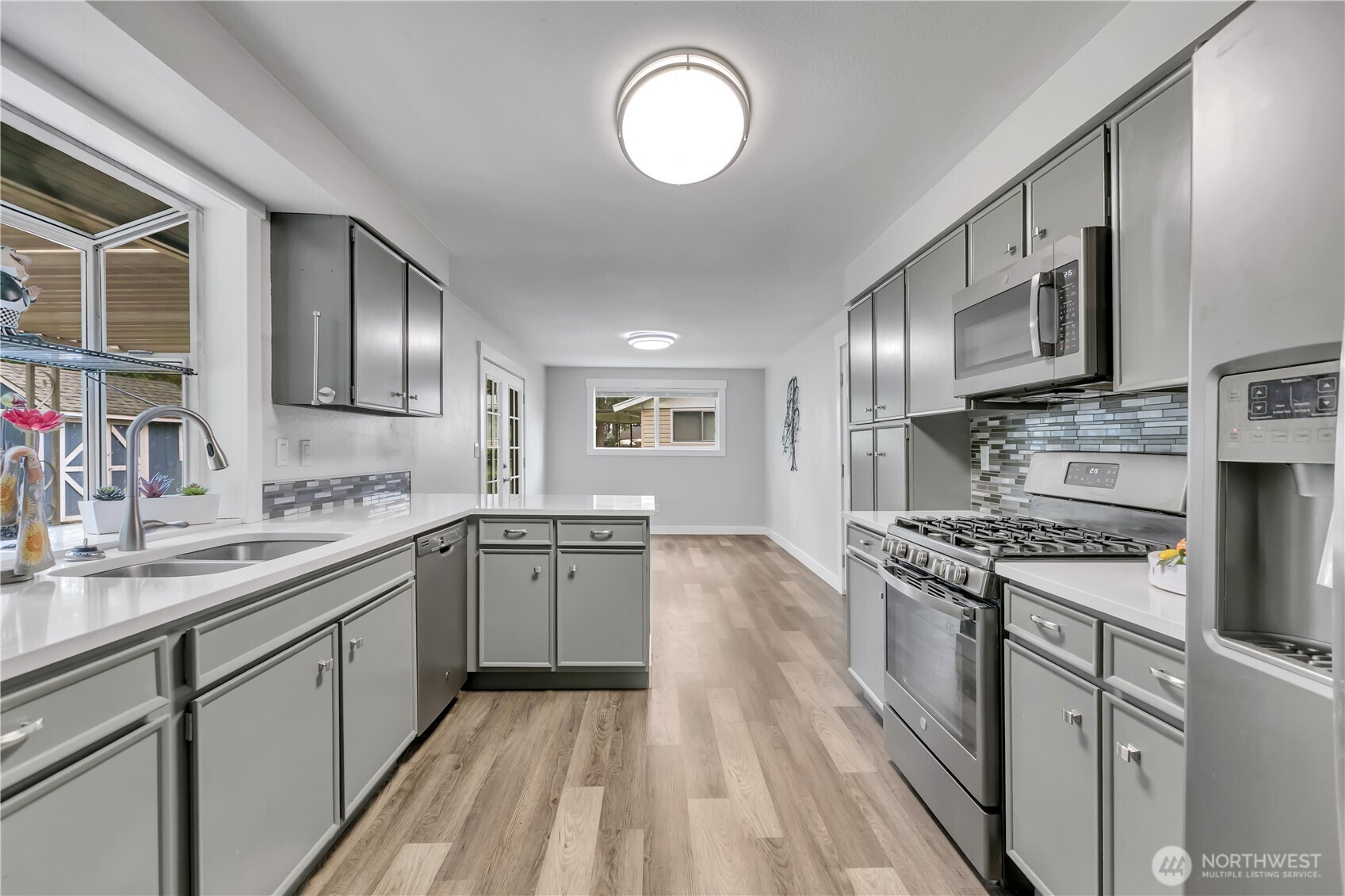 9101 114th Street Ct SW, Lakewood, WA 98498