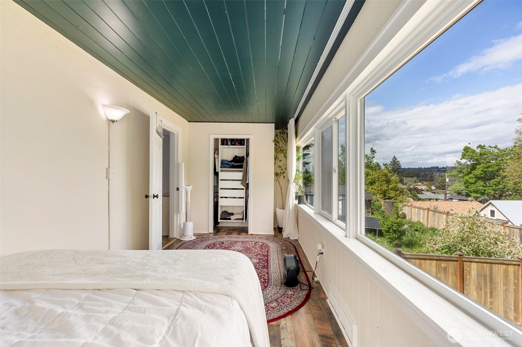1114 Marguerite Avenue , Bremerton, WA 98337