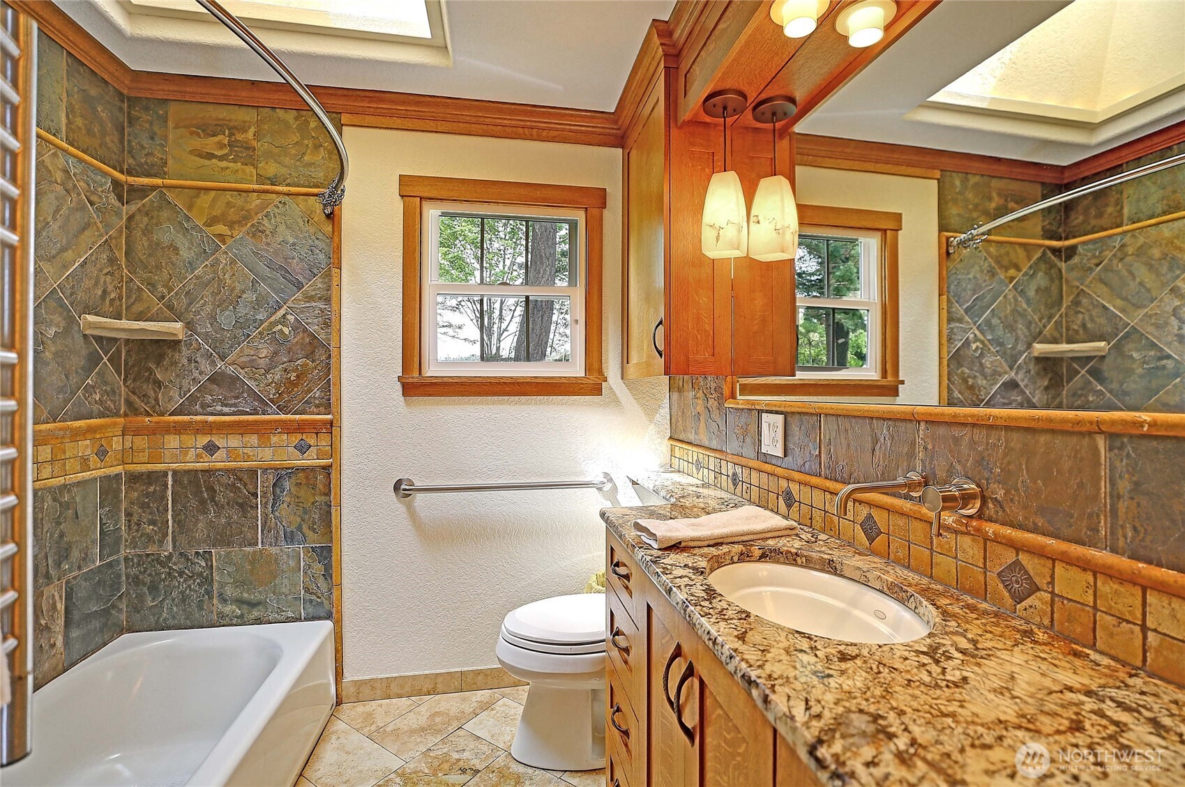 386 Shore Drive , Camano Island, WA 98282