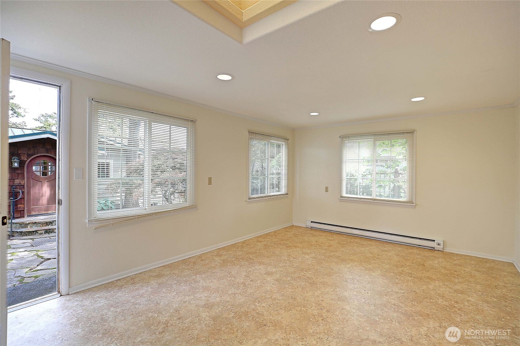 386 Shore Drive , Camano Island, WA 98282