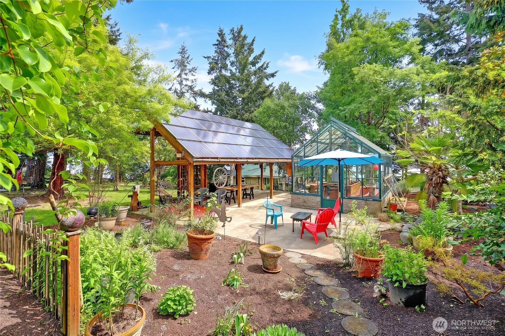 386 Shore Drive , Camano Island, WA 98282
