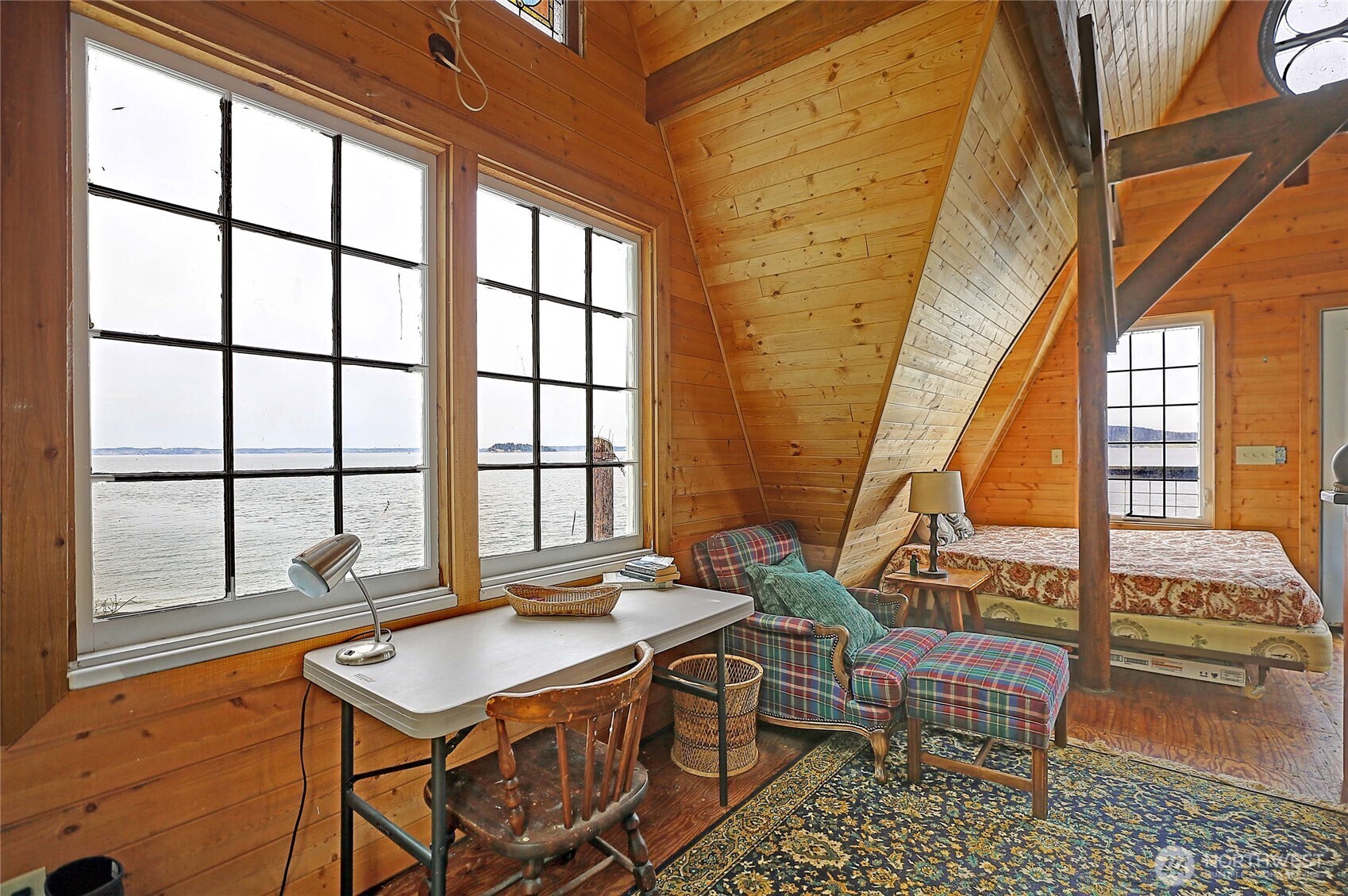 386 Shore Drive , Camano Island, WA 98282