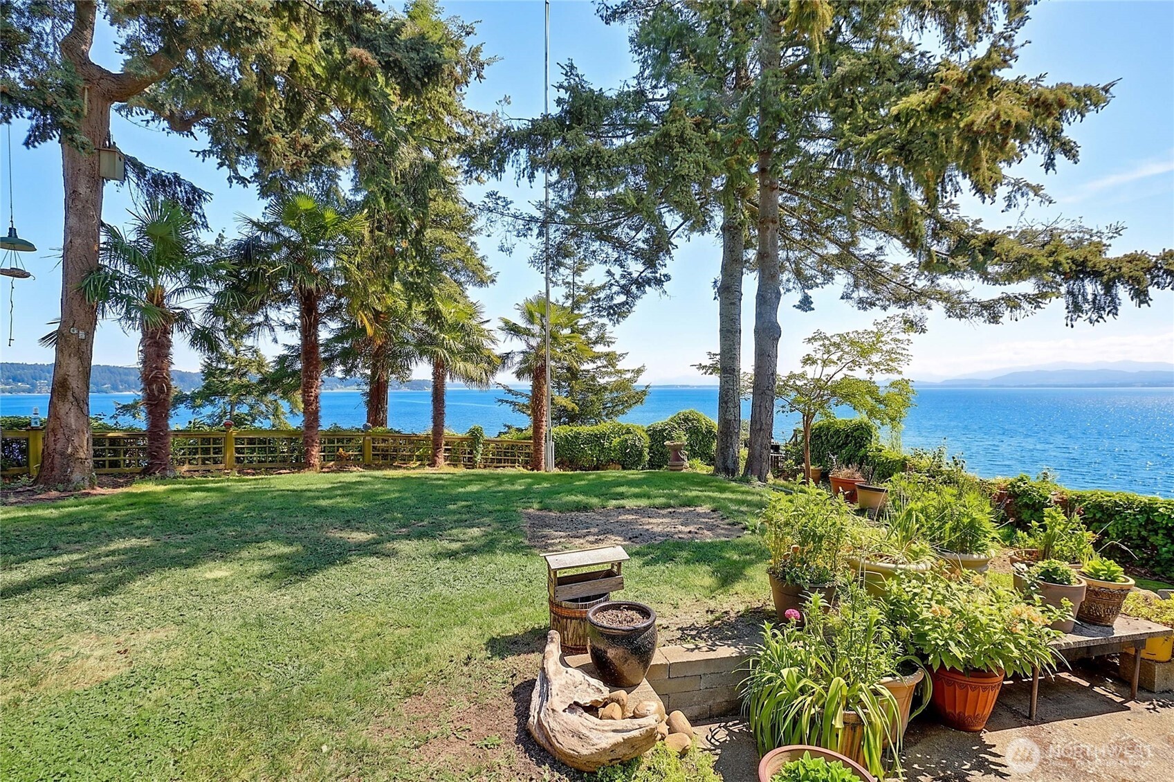 386 Shore Drive , Camano Island, WA 98282