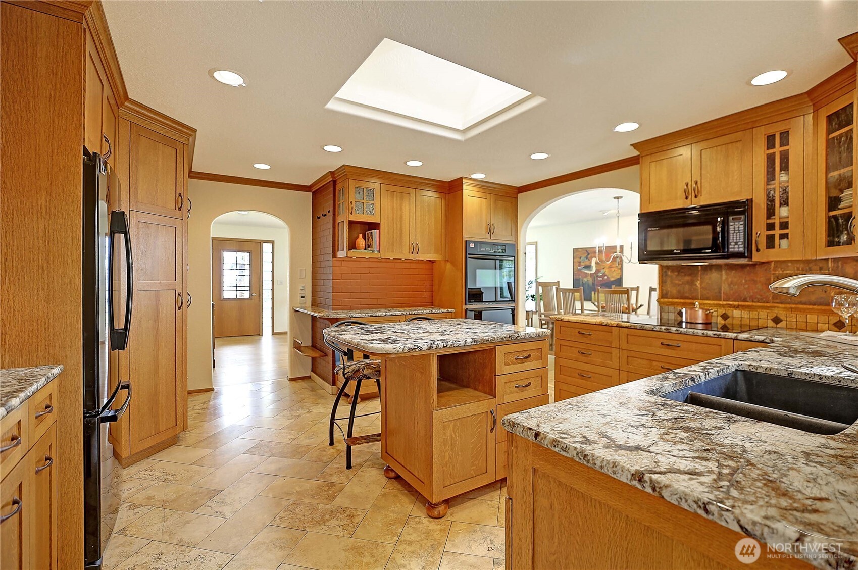386 Shore Drive , Camano Island, WA 98282