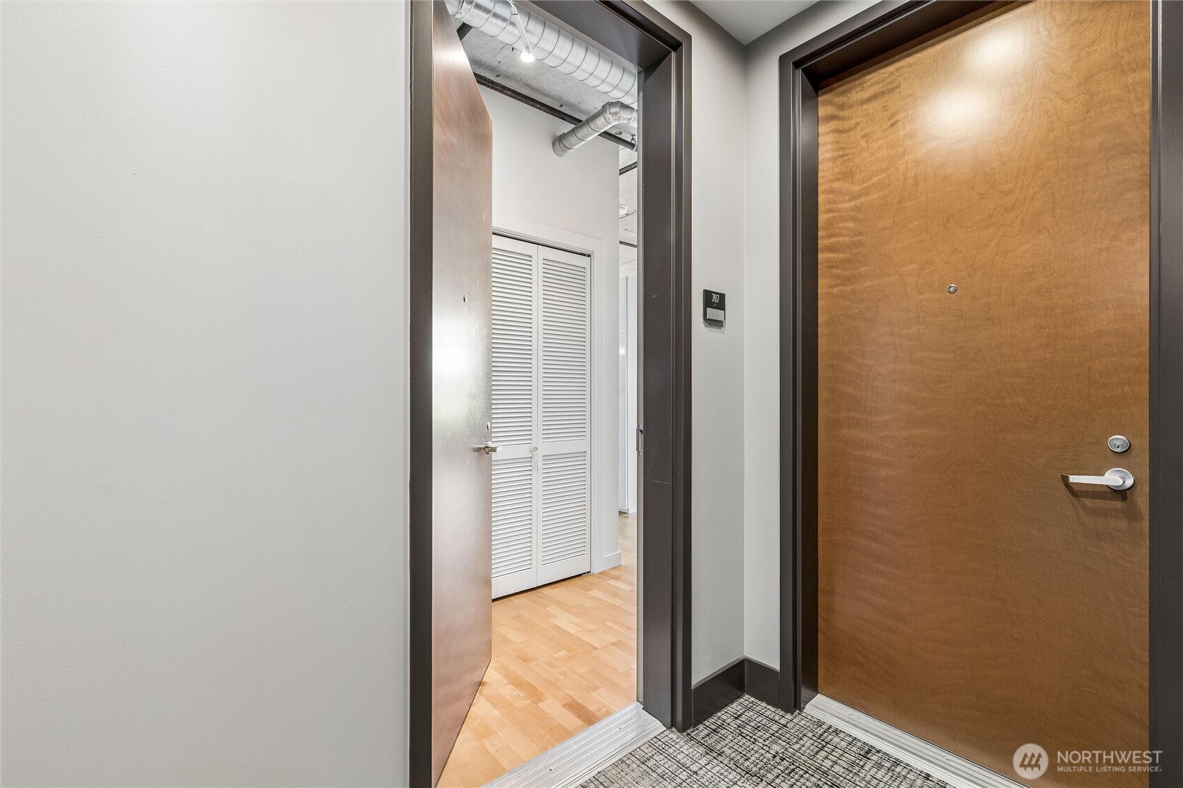2720 3rd Avenue #707, Seattle, WA 98121