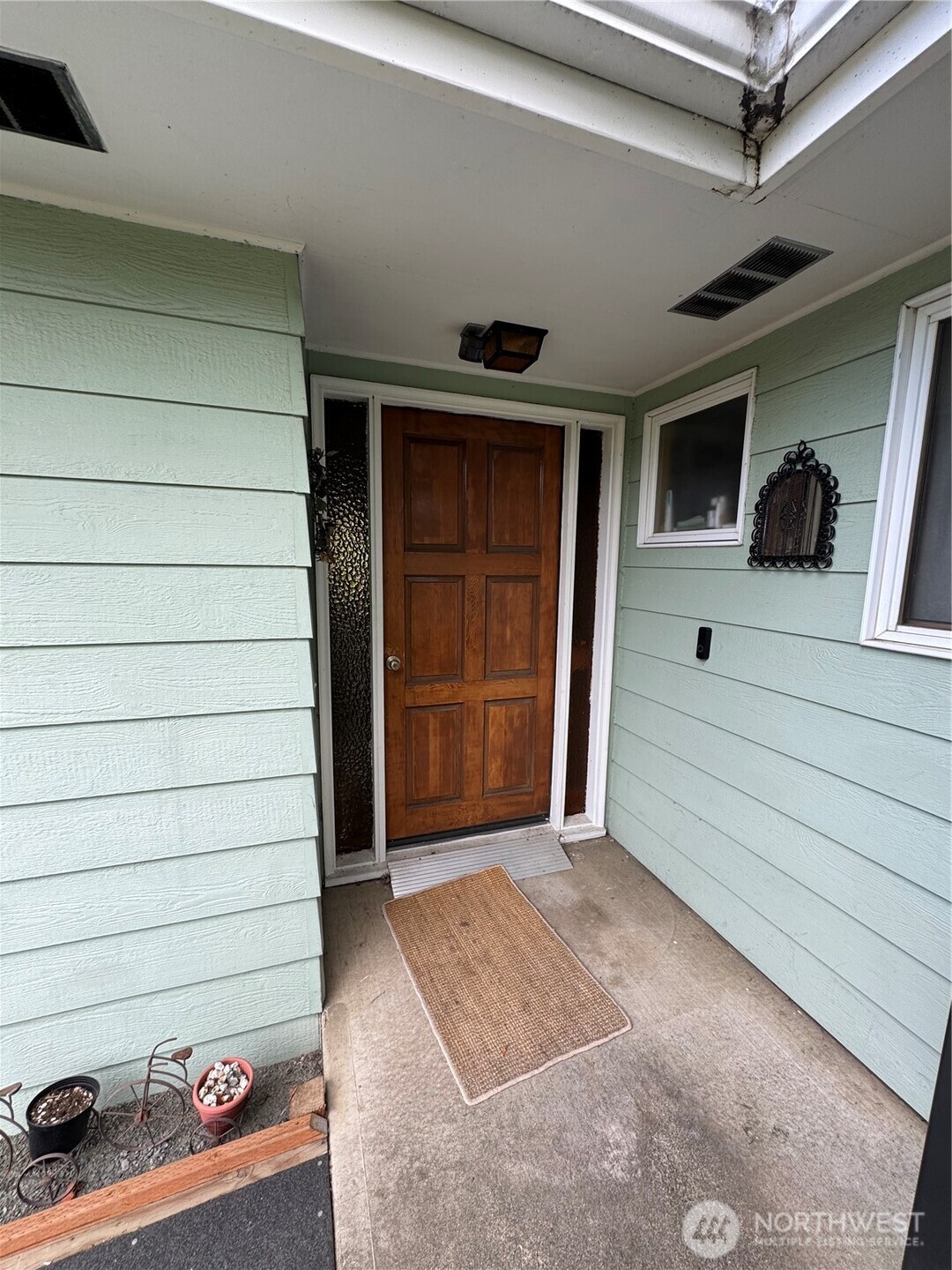 402 W Maple Street , Sequim, WA 98382