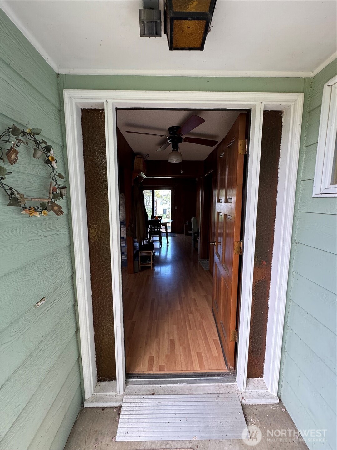 402 W Maple Street , Sequim, WA 98382