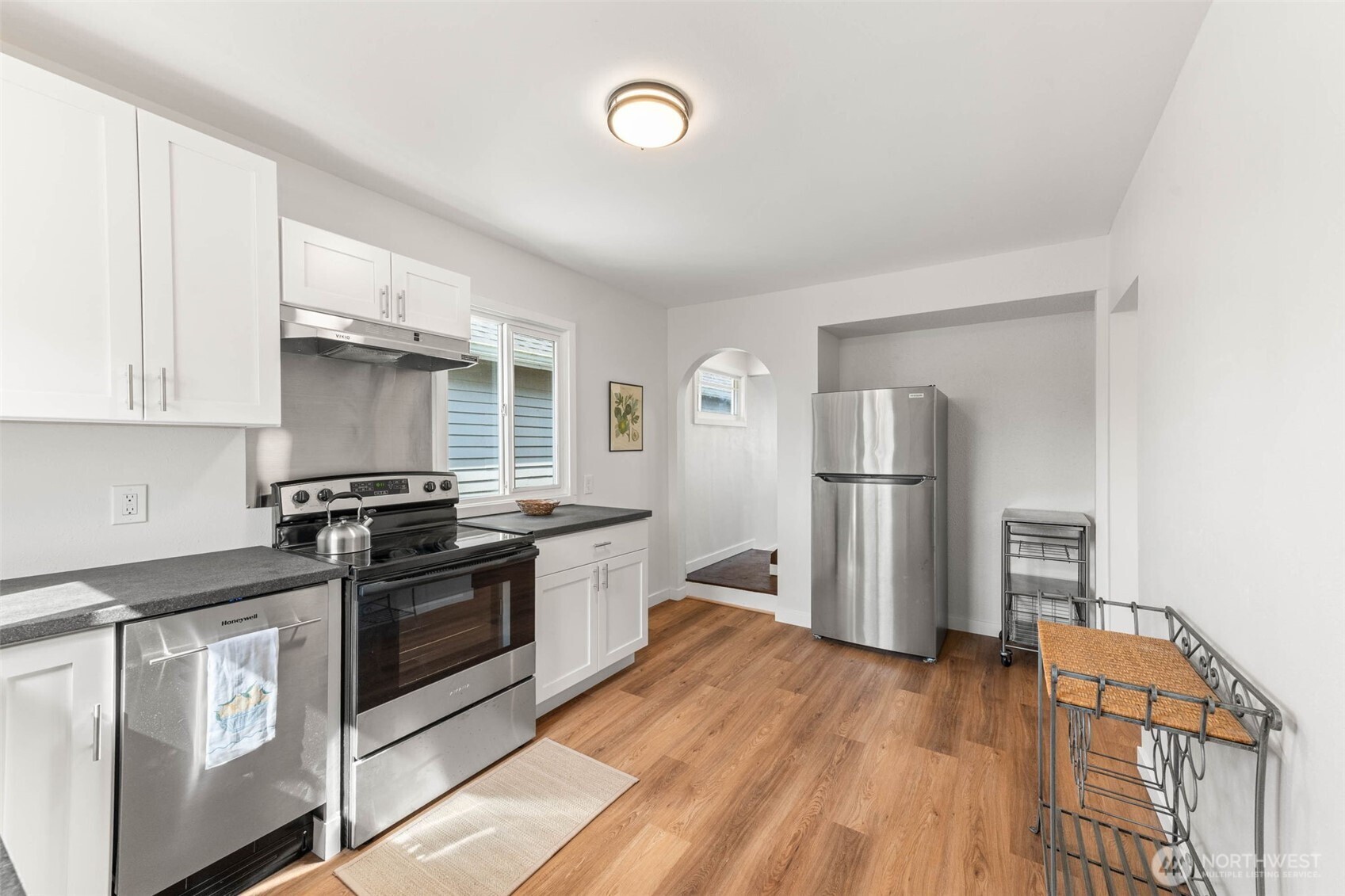 411 11th Street , Hoquiam, WA 98550