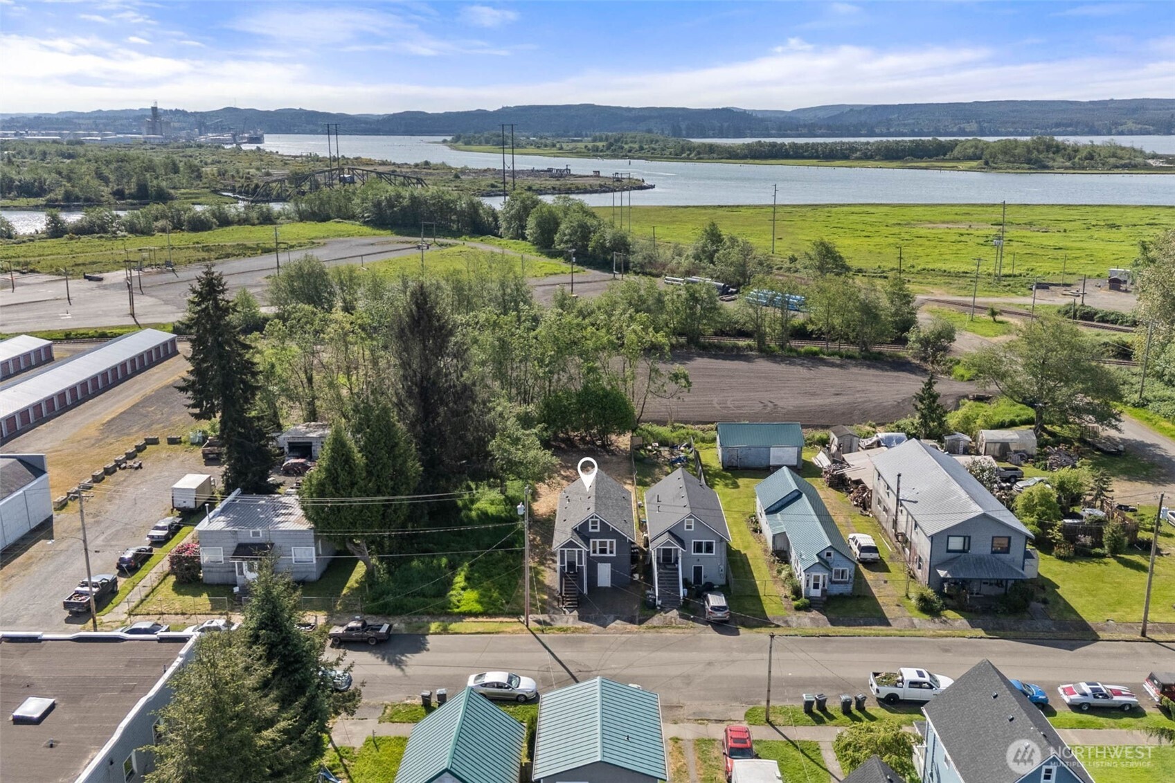 411 11th Street , Hoquiam, WA 98550