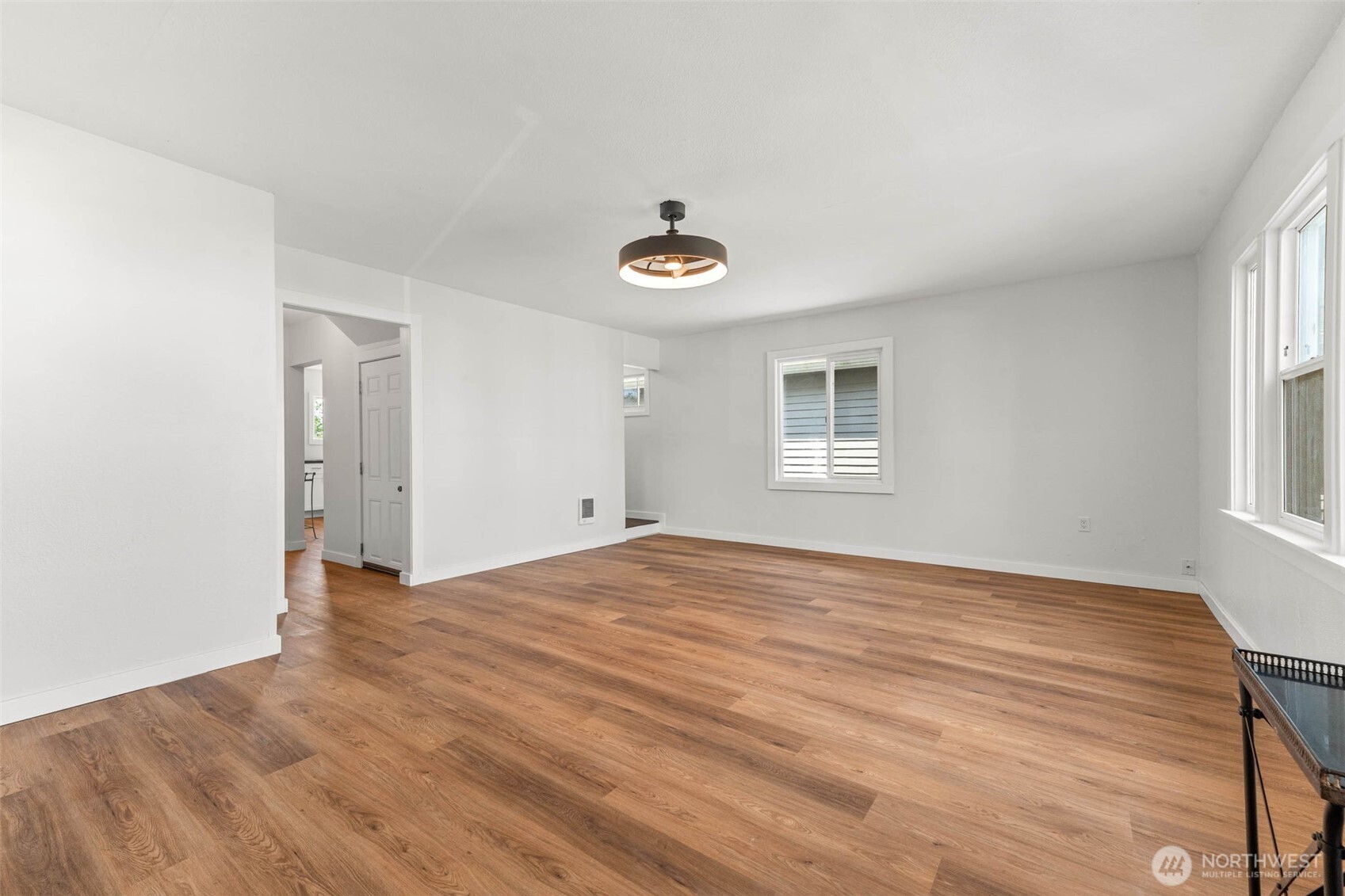 411 11th Street , Hoquiam, WA 98550