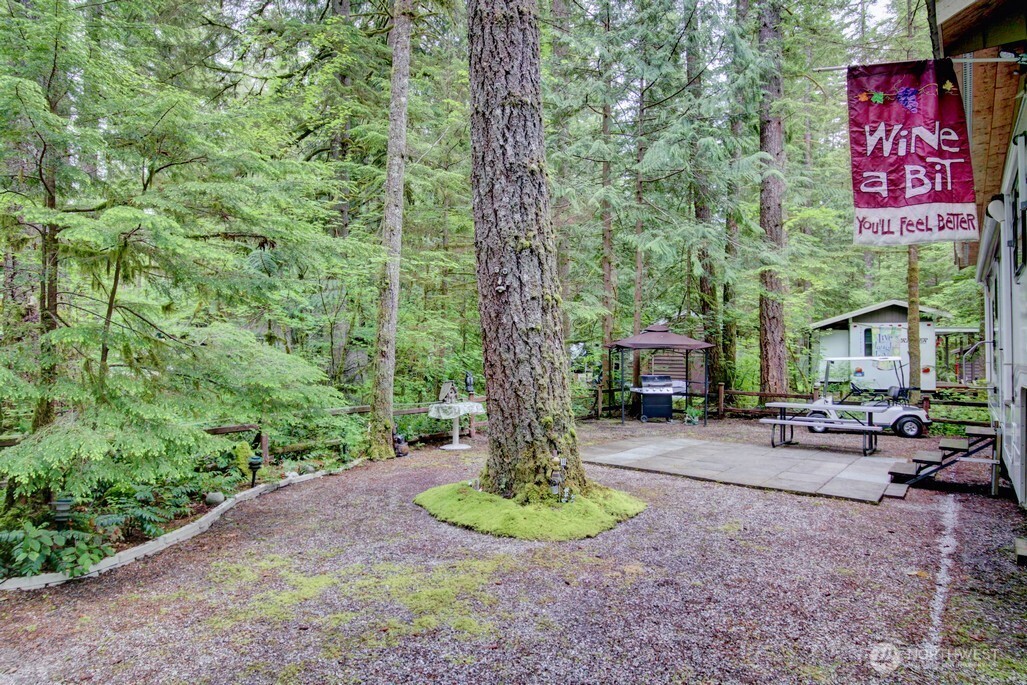 25 1 Goldrush Road , Deming, WA 98244
