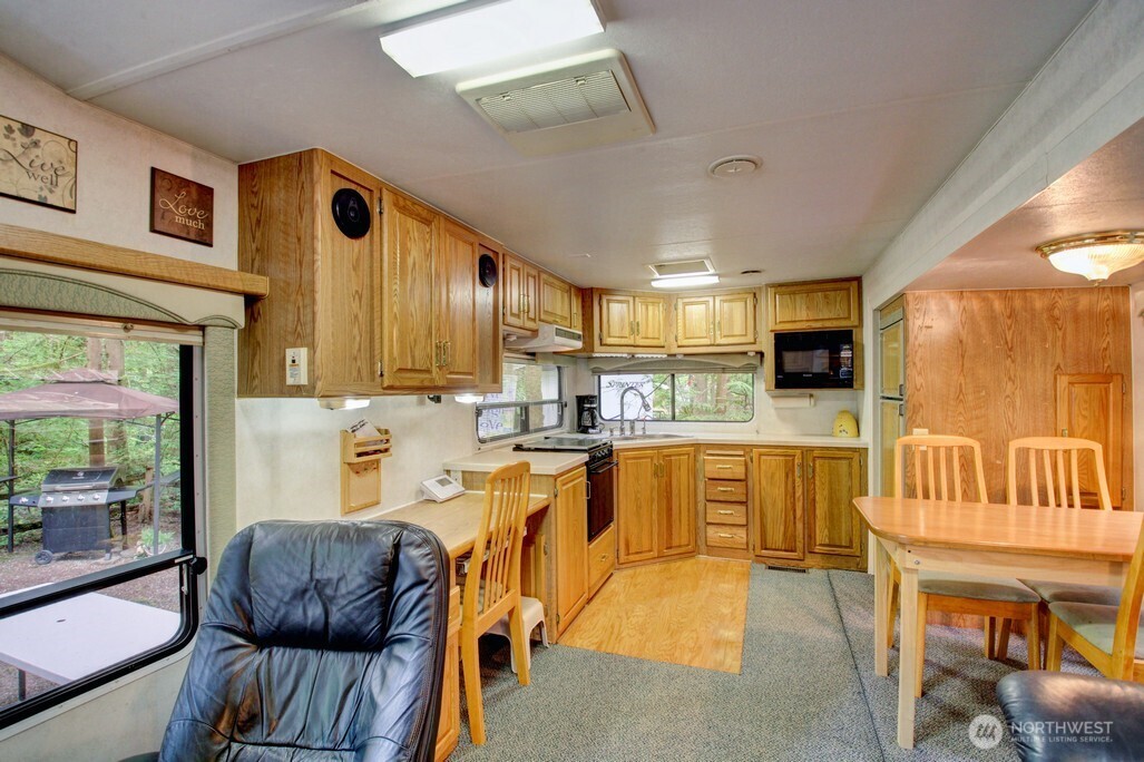 25 1 Goldrush Road , Deming, WA 98244