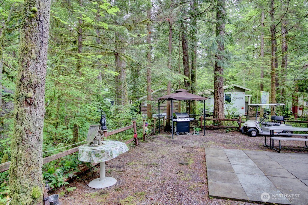 25 1 Goldrush Road , Deming, WA 98244