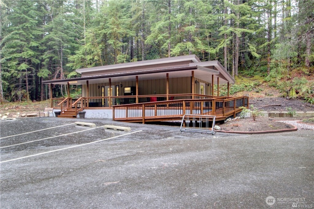 25 1 Goldrush Road , Deming, WA 98244