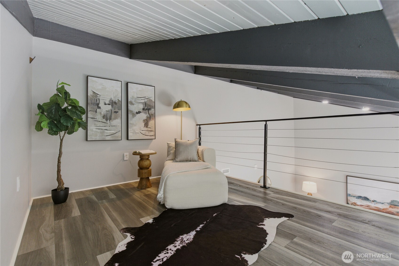 9201 NE Juanita Drive #403, Kirkland, WA 98034