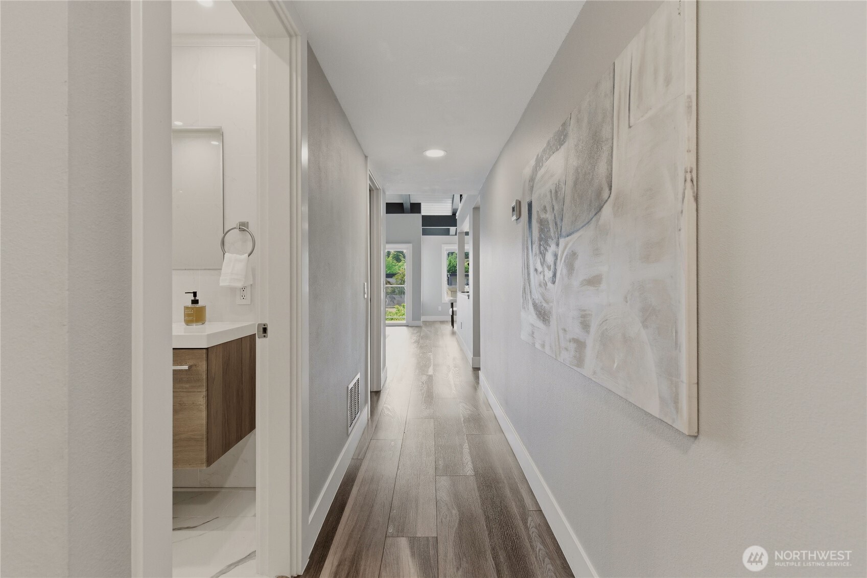 9201 NE Juanita Drive #403, Kirkland, WA 98034