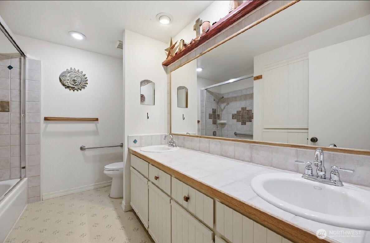 34116 50th Avenue E, Eatonville, WA 98328