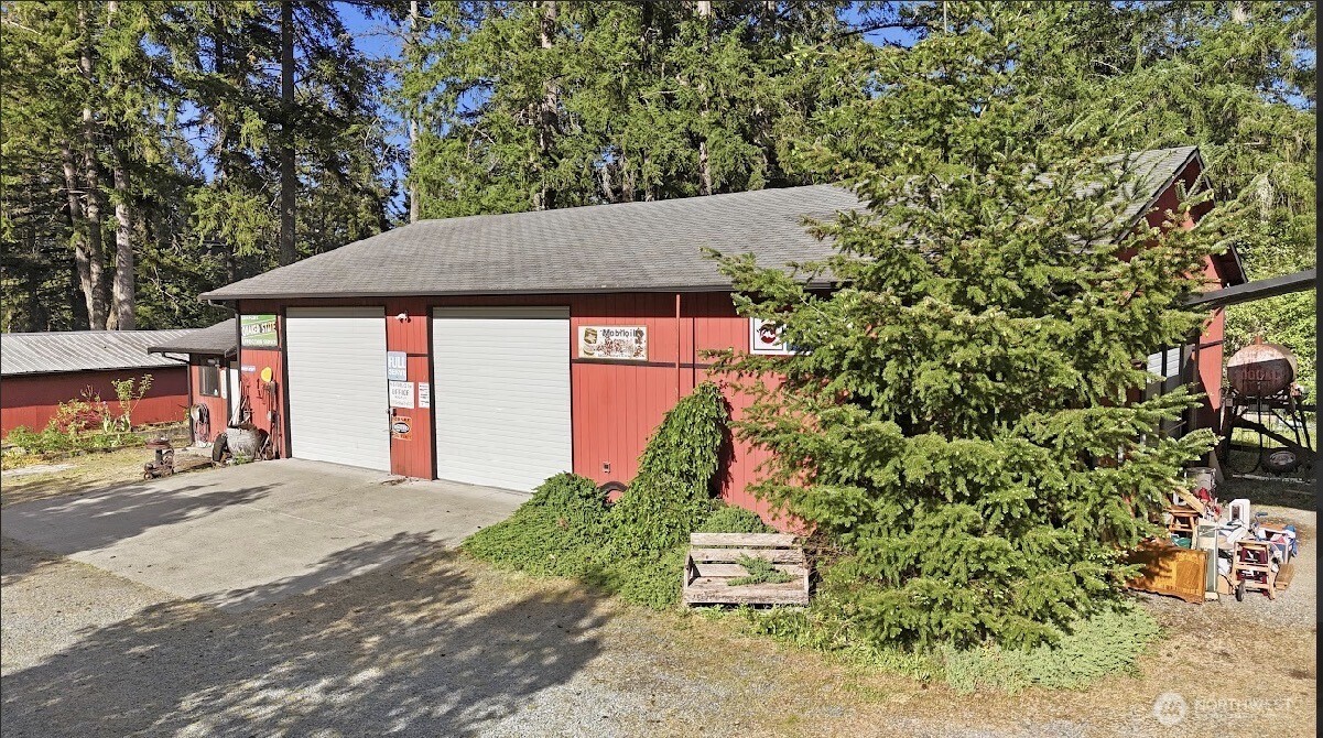 34116 50th Avenue E, Eatonville, WA 98328
