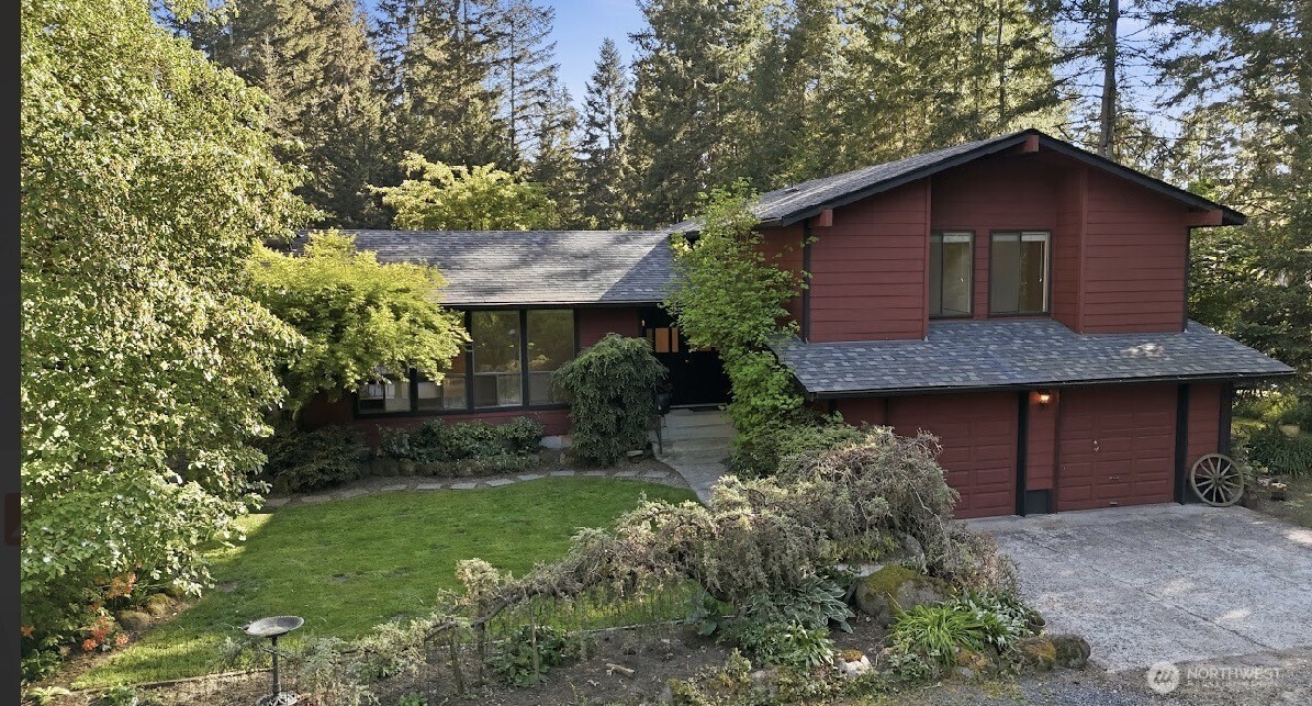 34116 50th Avenue E, Eatonville, WA 98328