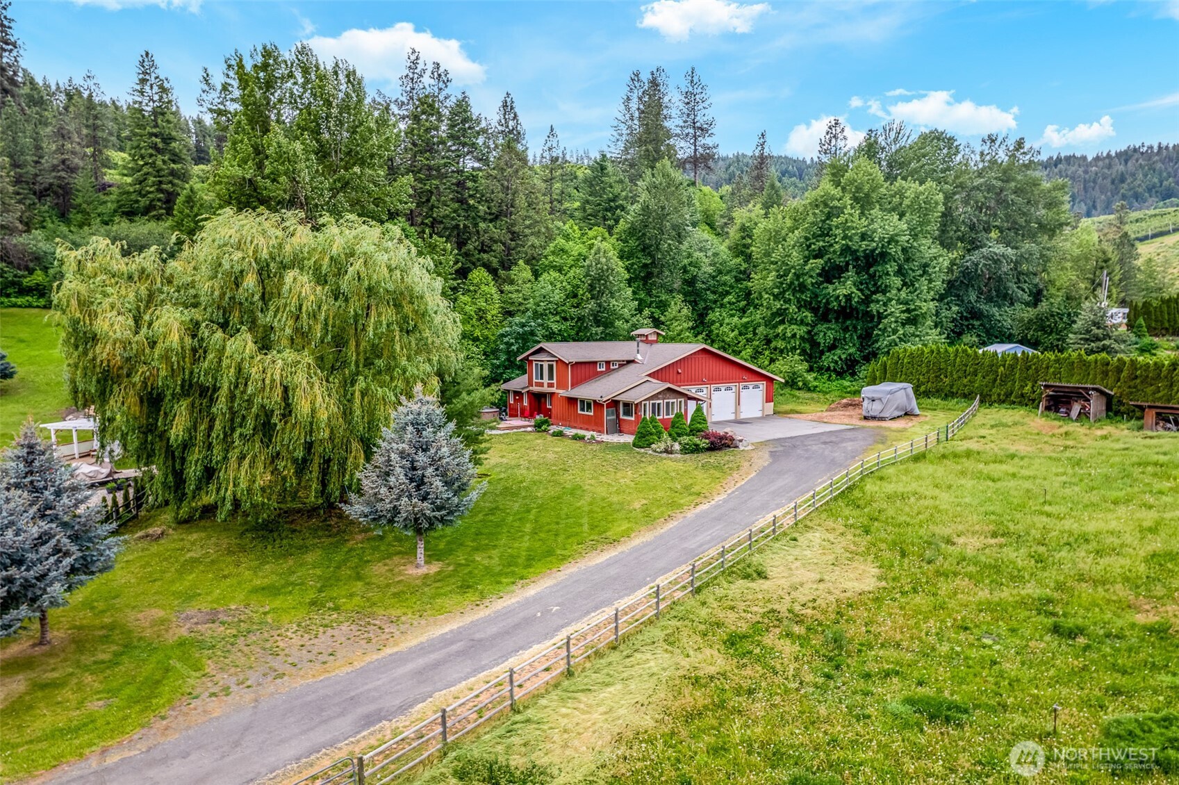 10785 Lone Pine Dr , Peshastin, WA 98847